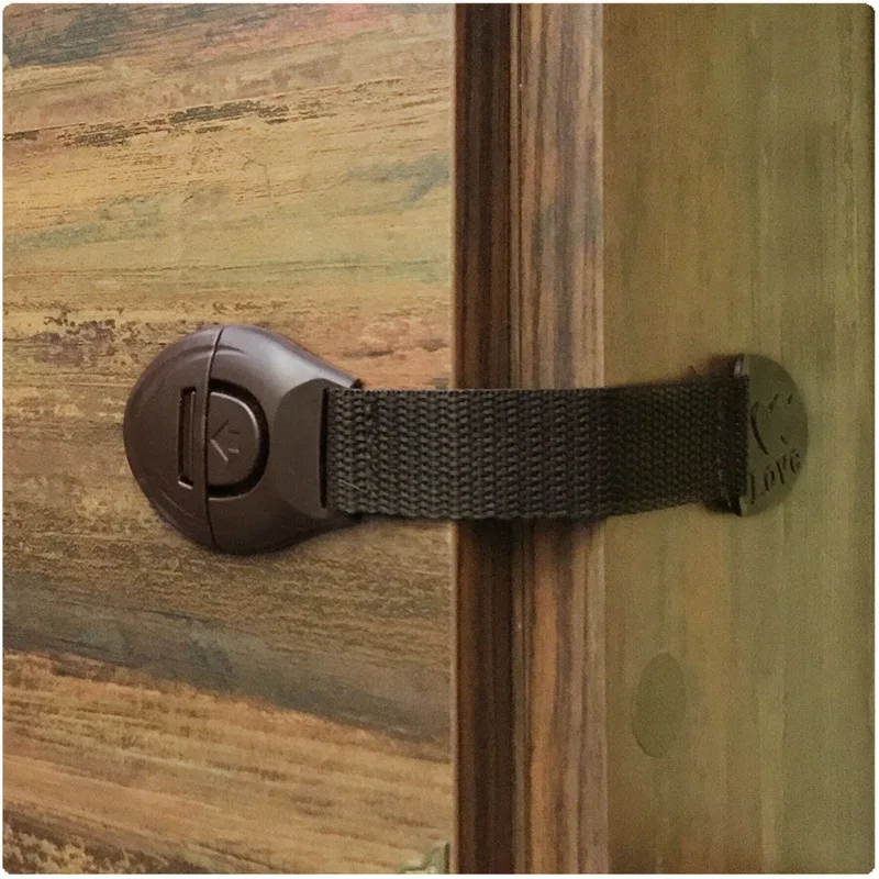 5pcs/lot Brown Cabinet Safety  - Furniture Interlocking Hardware 评论和价格
